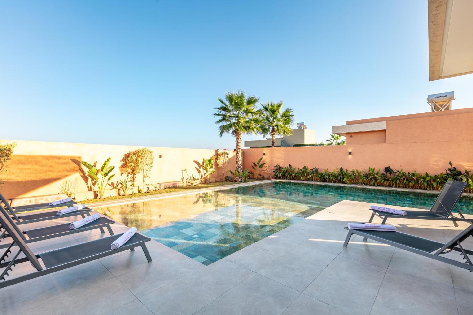 New, La Perle Rouge, Piscine Chauffée, Personels * Marrakesh